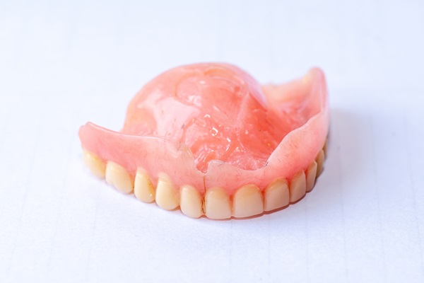 Tooth Removal And Dentures Procedures